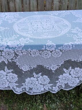 Vintage Lace Tablecloth